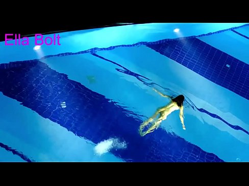 ❤️ No puc parar de mirar-la, jove rossa presa nedant nua a la piscina del complex ELLA BOLT ️ Porno casolà al porno ca.superpornpics.ru